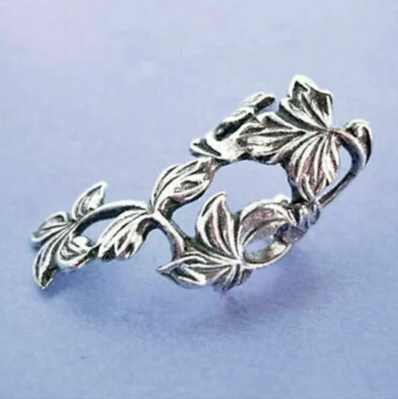LAST ONE!!  Beautiful Boho Silver Creeper Leaf Clip Earring - Picture 3 of 4